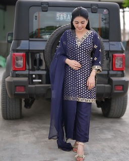 Kirat Randhawa feet photo 20