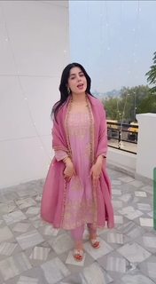 Kirat Randhawa feet photo 19