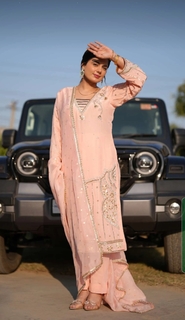 Kirat Randhawa feet photo 18