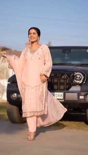 Kirat Randhawa feet photo 15