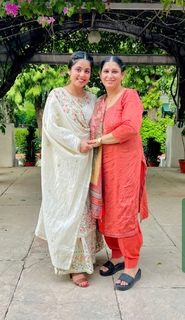 Kirat Randhawa feet photo 2