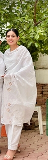Kirat Randhawa feet photo 8