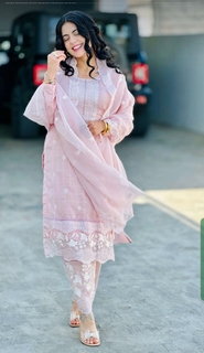Kirat Randhawa feet photo 2