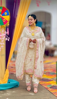 Kirat Randhawa feet photo 11