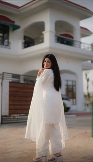 Kirat Randhawa feet photo 1