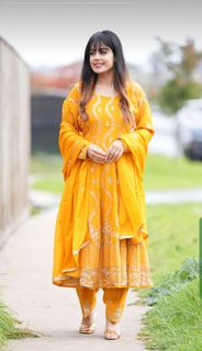 Kirat Randhawa feet photo 15