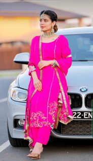 Kirat Randhawa feet photo 10