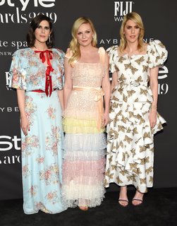 Kirsten Dunst feet photo thumbnail