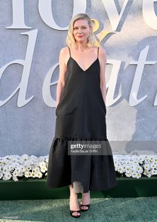 Kirsten Dunst feet photo thumbnail