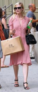 Kirsten Dunst feet photo thumbnail