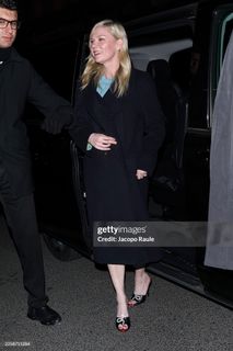 Kirsten Dunst feet photo 13