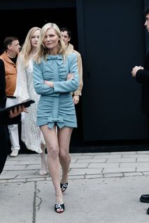 Kirsten Dunst feet photo 11
