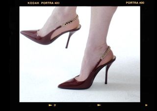Kirsten Dunst feet photo 5