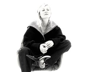 Kirsten Dunst feet photo 4