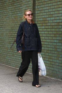 Kirsten Dunst feet photo 1