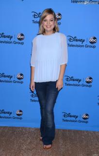 Kirsten Storms feet photo 19