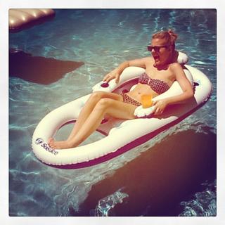 Kirsten Storms feet photo 12