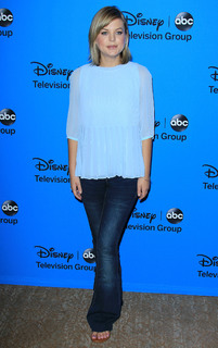 Kirsten Storms feet photo 8