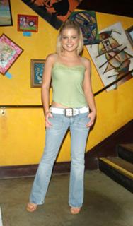 Kirsten Storms feet photo 6