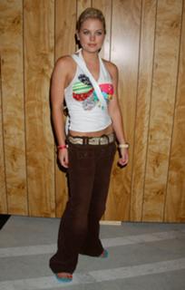 Kirsten Storms feet photo 8