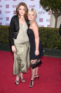Kirsten Storms feet photo 3