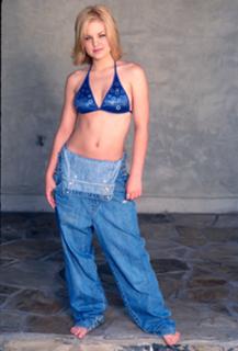 Kirsten Storms feet photo 2
