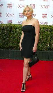Kirsten Storms feet photo 6
