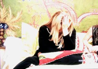 Kirstie Alley feet photo thumbnail