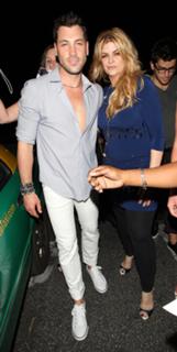 Kirstie Alley feet photo thumbnail
