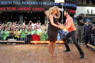 Kirstie Alley feet photo thumbnail