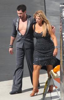 Kirstie Alley feet photo thumbnail