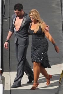Kirstie Alley feet photo thumbnail