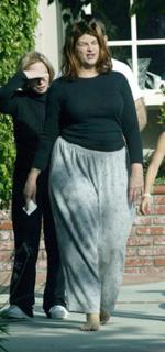 Kirstie Alley feet photo thumbnail