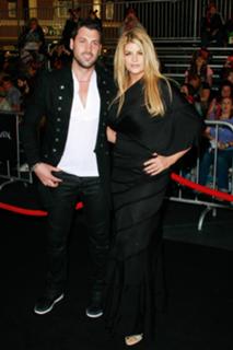 Kirstie Alley feet photo thumbnail