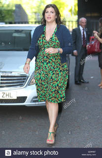 Kirstie Allsopp feet photo 16