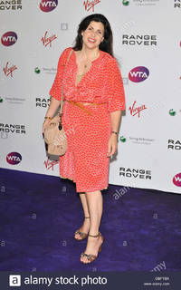 Kirstie Allsopp feet photo 14