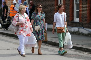 Kirstie Allsopp feet photo 20