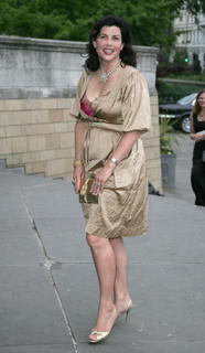 Kirstie Allsopp feet photo 10