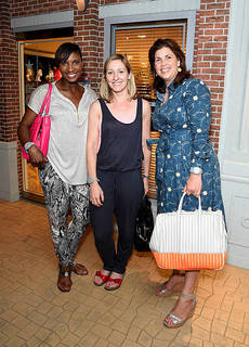 Kirstie Allsopp feet photo 18