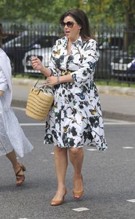 Kirstie Allsopp feet photo 6