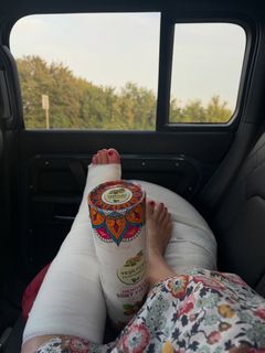 Kirstie Allsopp feet photo 2