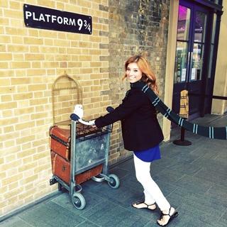 Kirstin Maldonado feet photo thumbnail