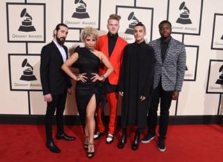 Kirstin Maldonado feet photo thumbnail