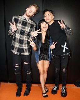 Kirstin Maldonado feet photo thumbnail