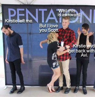 Kirstin Maldonado feet photo thumbnail