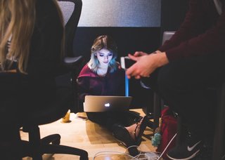 Kirstin Maldonado feet photo thumbnail