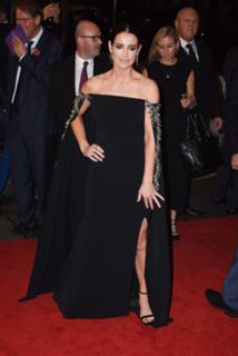 Kirsty Gallacher feet photo thumbnail