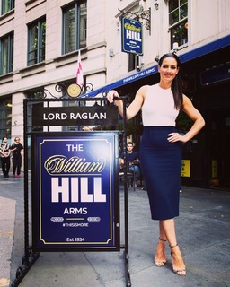 Kirsty Gallacher feet photo thumbnail
