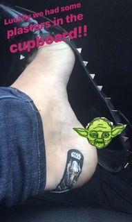Kirsty Gallacher feet photo thumbnail
