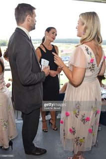Kirsty Gallacher feet photo thumbnail